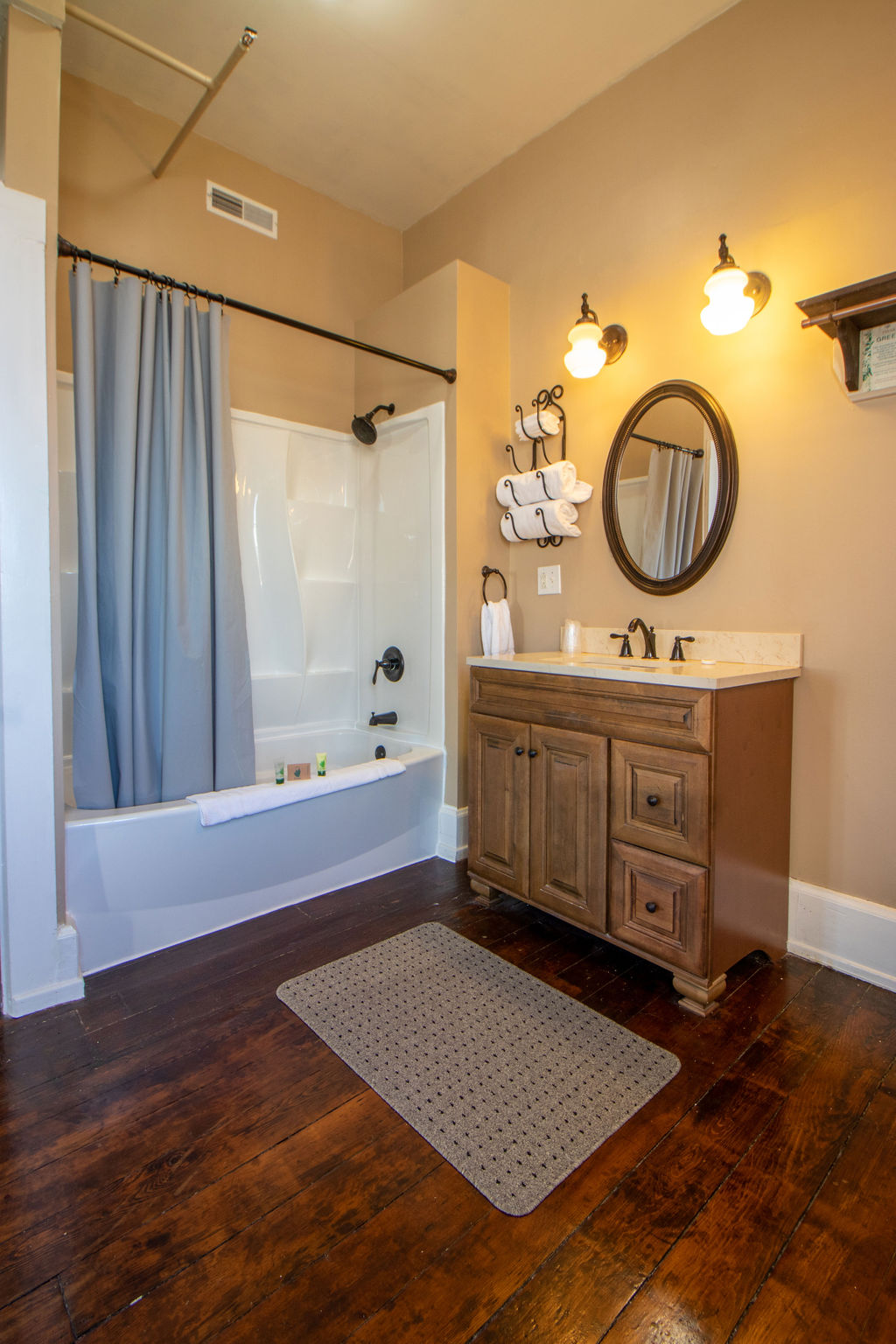 201.2Bathroom-HDR Nauvoo Hotel bathroom with shower